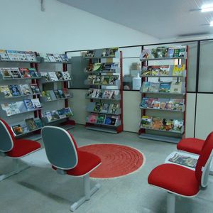 Biblioteca São Vicente - Sede 01